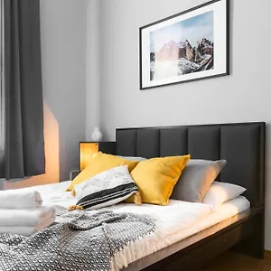 Friendhouse Avenue Apartment Krakow